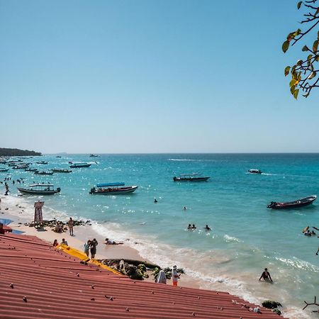 بيت شباب A Orilla Del Mar En Baru Cartagena المظهر الخارجي الصورة